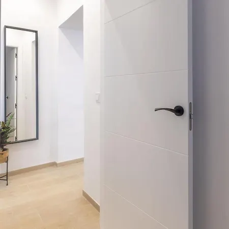 Holidays2malaga Carril & Wifi Fibra 5g Ideal Trabajar & Tv Satelite * Málaga