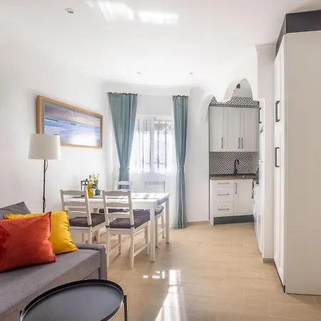 Holidays2malaga Carril & Wifi Fibra 5g Ideal Trabajar & Tv Satelite