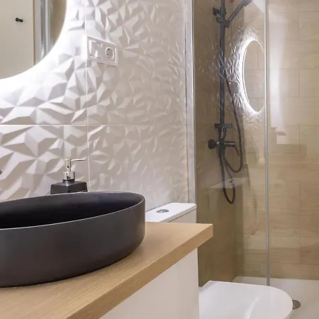 Holidays2malaga Carril & Wifi Fibra 5g Ideal Trabajar & Tv Satelite شقة مالقة